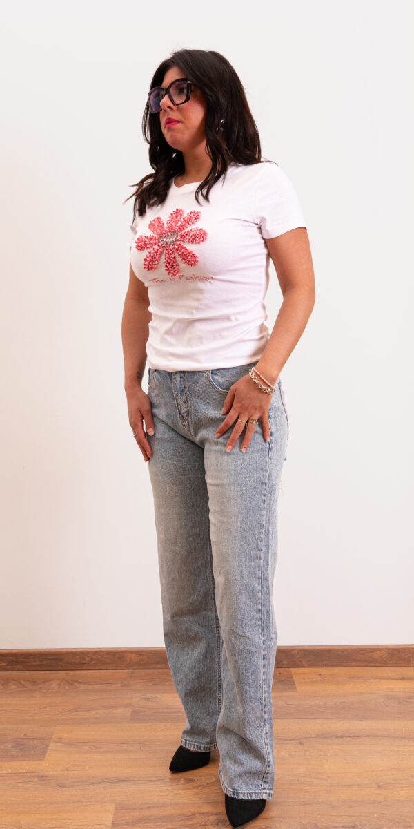 T-shirt fiore - immagine 2